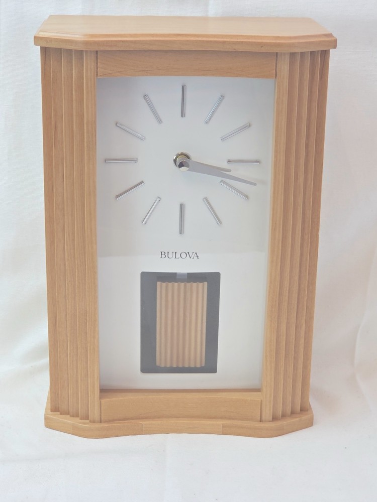 Bulova Chicago Modern Chime Table Clock - Model B1525