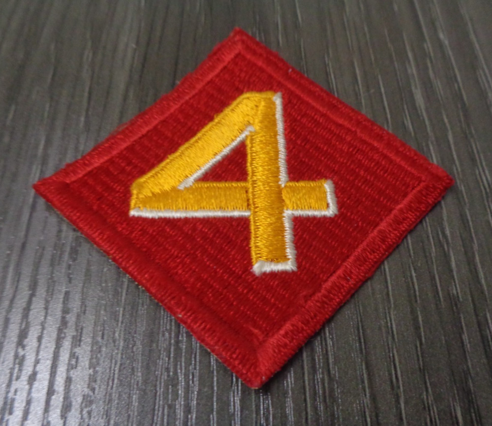 WWII USMC 4th division patch cavalry no glow SNOW BACK