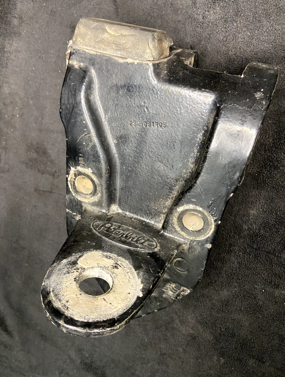 Peterbilt Sleeper Air Ride Bracket 29-02785M000