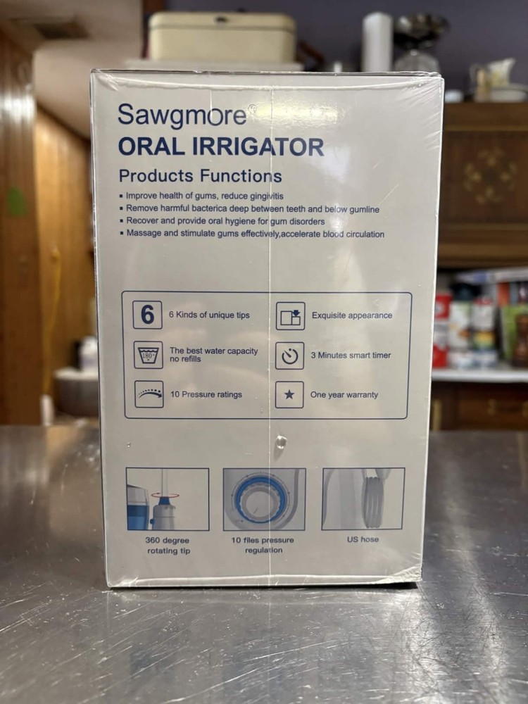 Sawgmore oral irrigator in box
