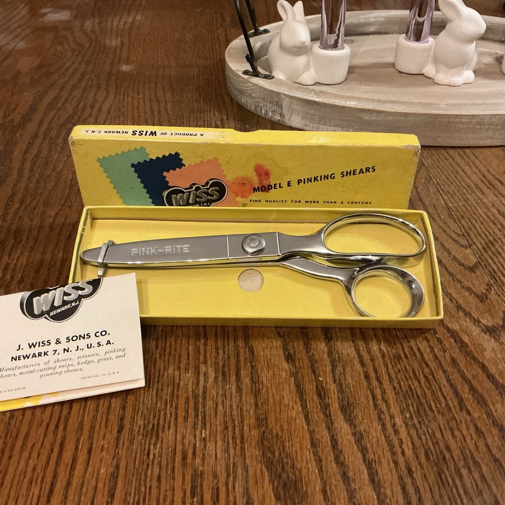 Wiss Pink-Rite,Model E  Pinking Shears,gently used stored condition
