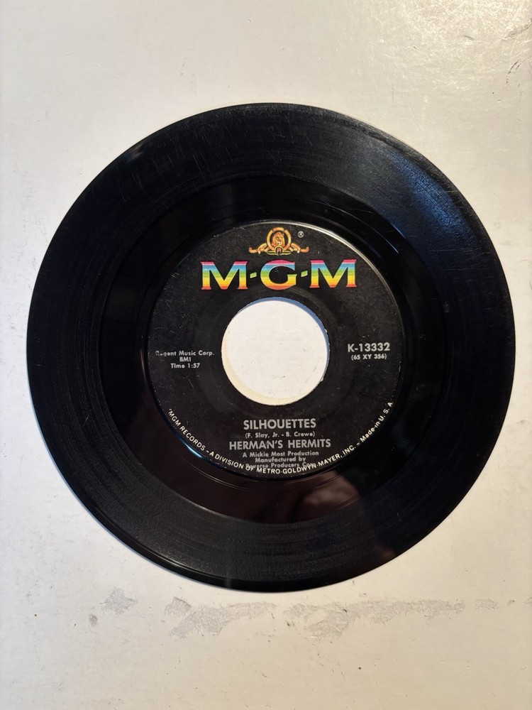 Herman’s Hermits “Silhouettes” MGM 7” 45 Strong VG