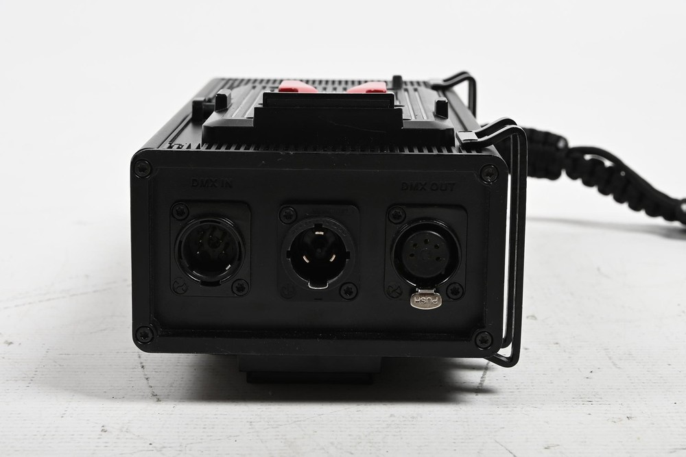 Aputure Light Storm C300d II Daylight LED Monolight #908