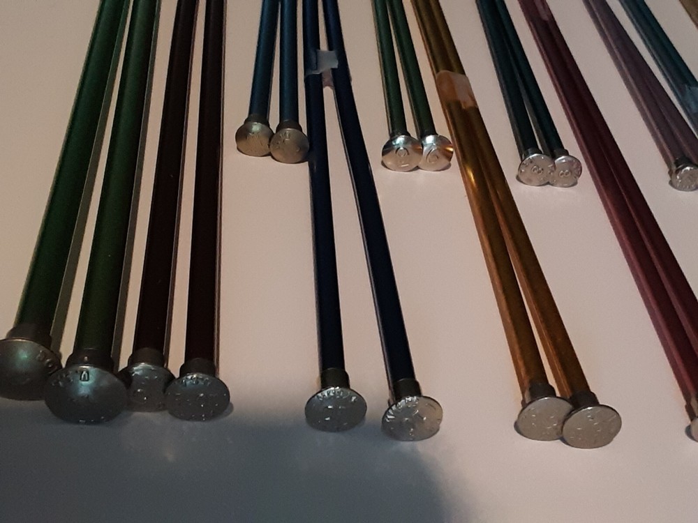 21 Complete Sets Single Point Knitting Needles Boye, Bates, other, 14", 10"