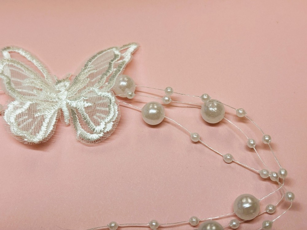 Pearl Chain Yarn Butterfly Necklace