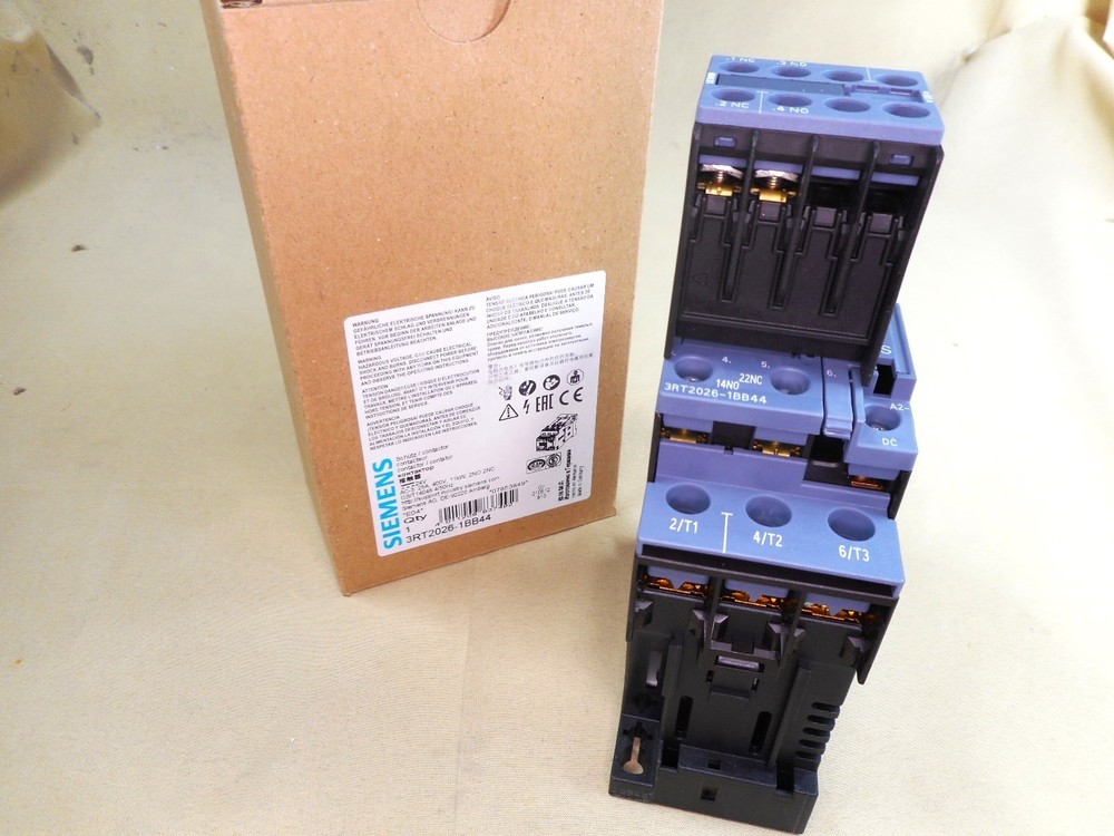 SIEMENS 3RT2026-1BB44 3-pole contactor (NIB)