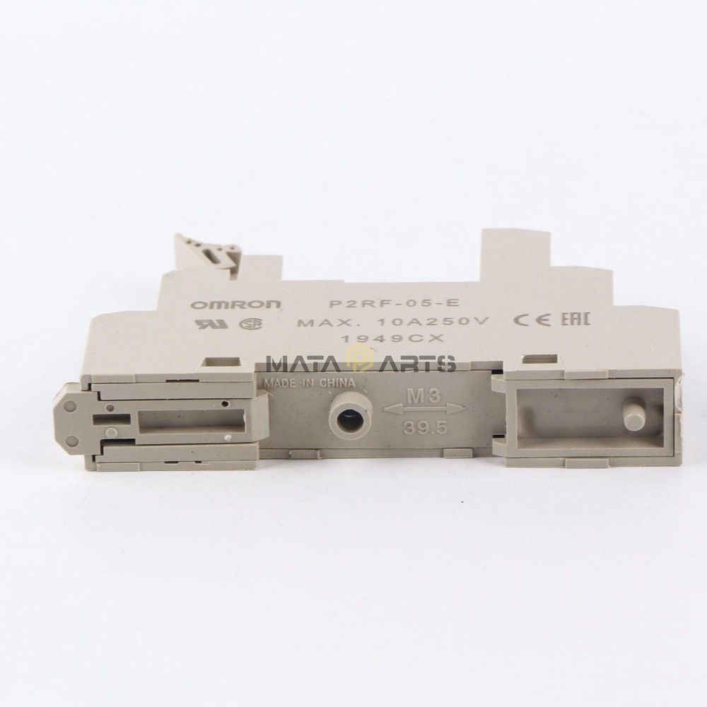 1PC Omron Relay Socket P2RF-05-E 10A 250V 5 Pins New