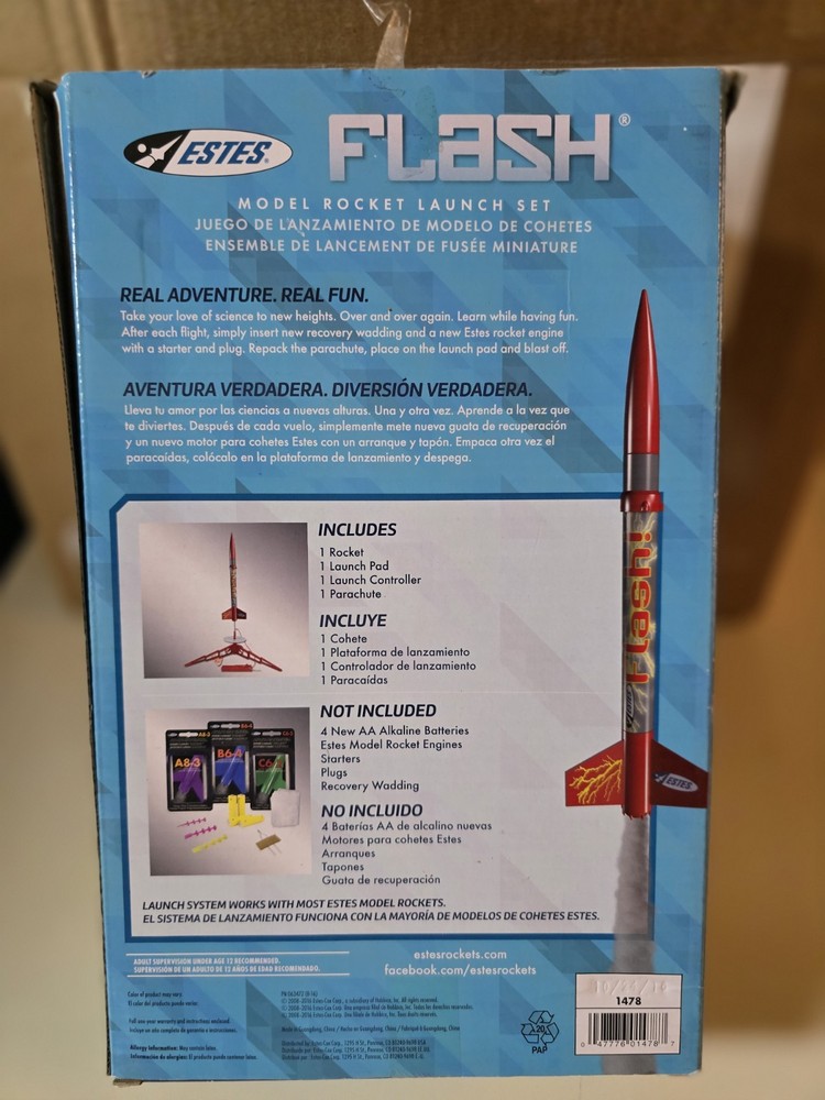 ESTES FLASH MODEL ROCKET LAUNCH SET- LEVEL 2 -NEW Open Box