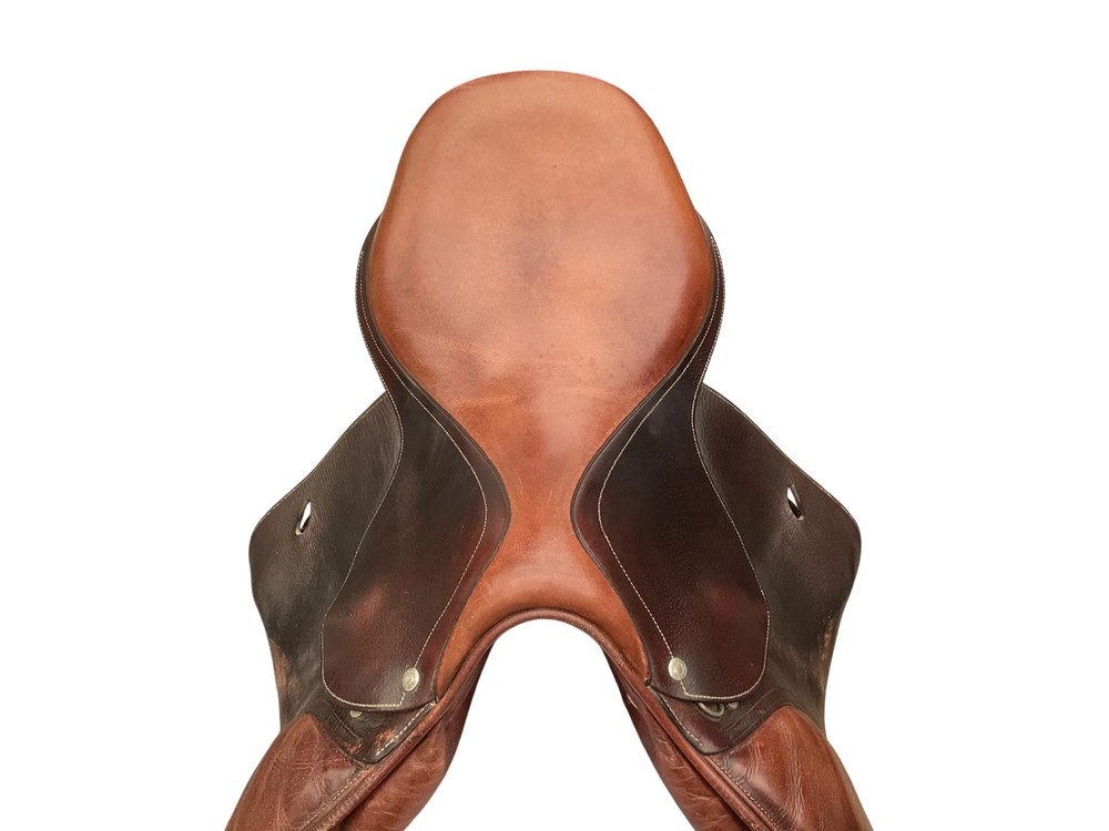 Devoucoux Jump Saddle 17