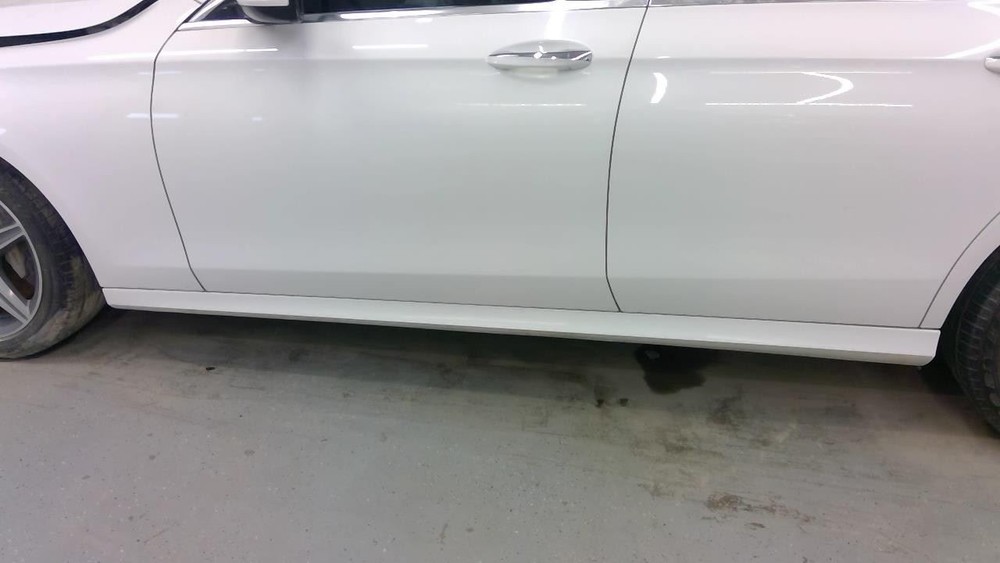 E300 2017 Battery Tray 1897855