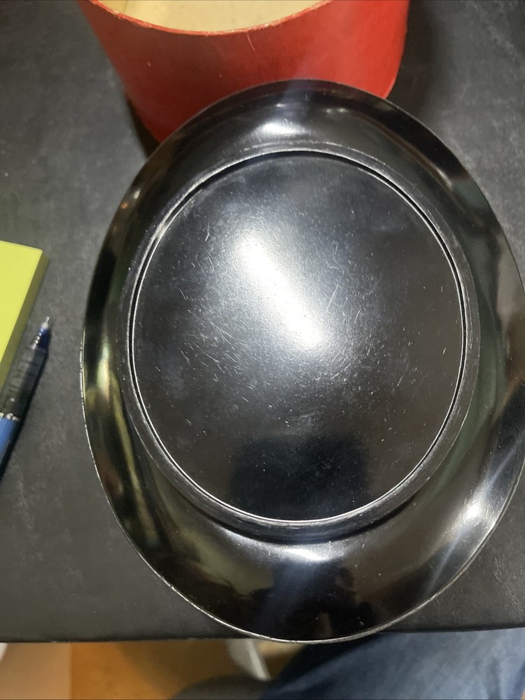 Bakelite Flip Open Top Hat Storage.