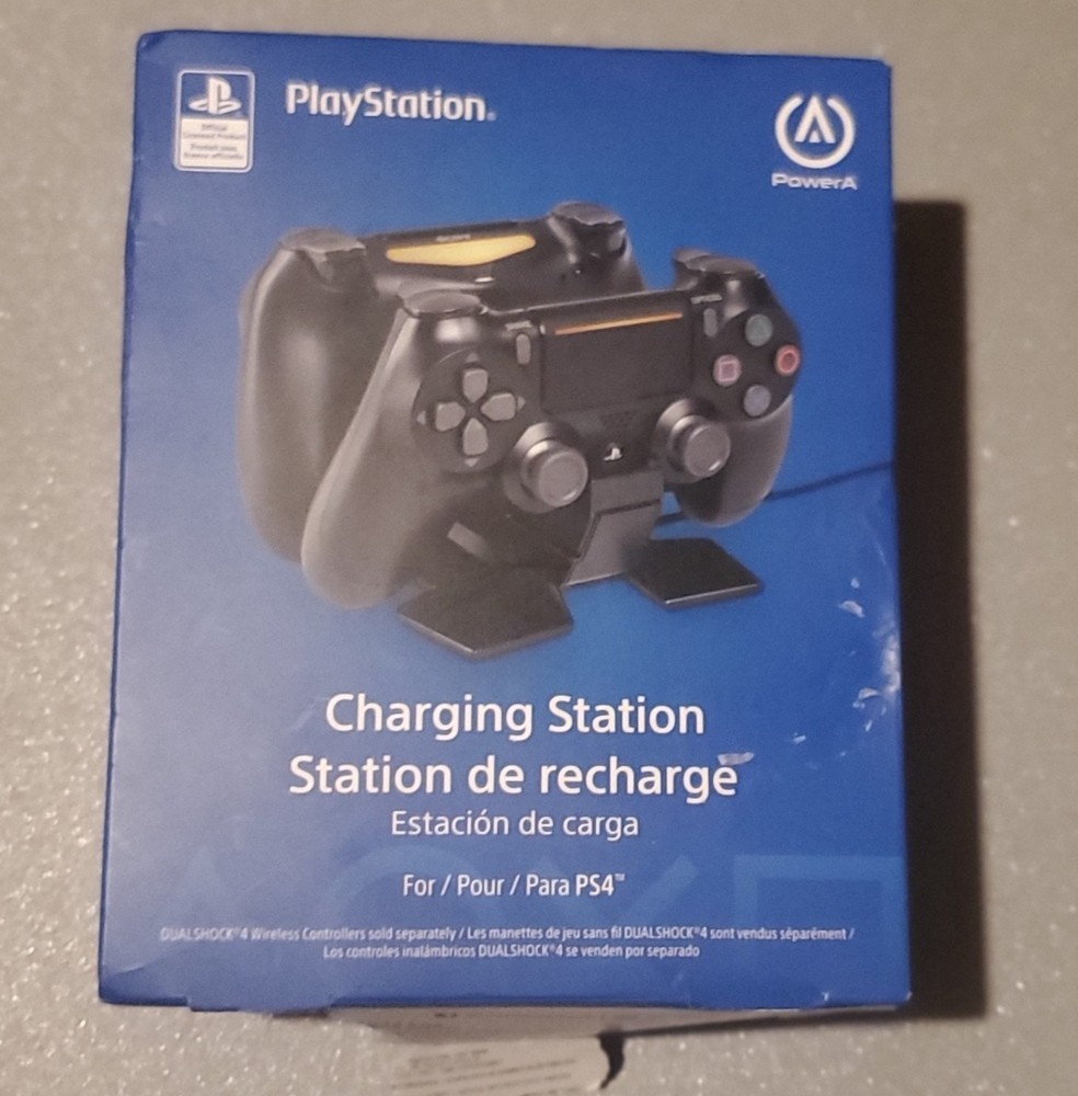 PowerA CPFA141325-02 DualShock 4 Controller Charging Station