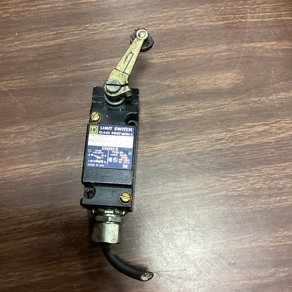 Square D AEQ2724 Limit Switch Class 9007 E72