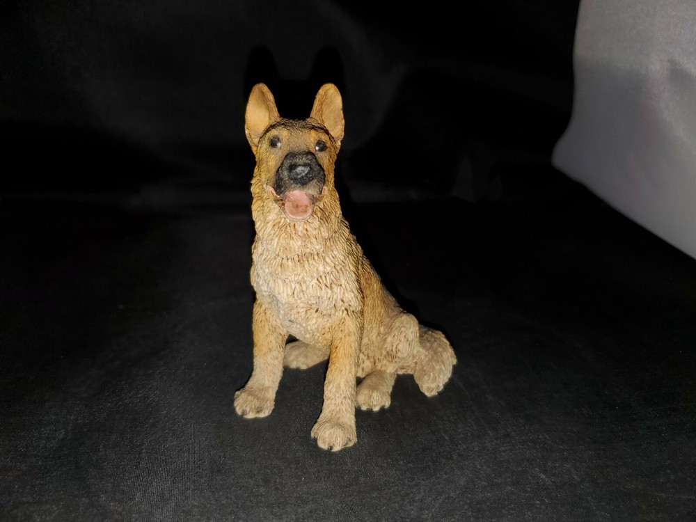 Castagna 1988 German Shepherd Sitting Figurine