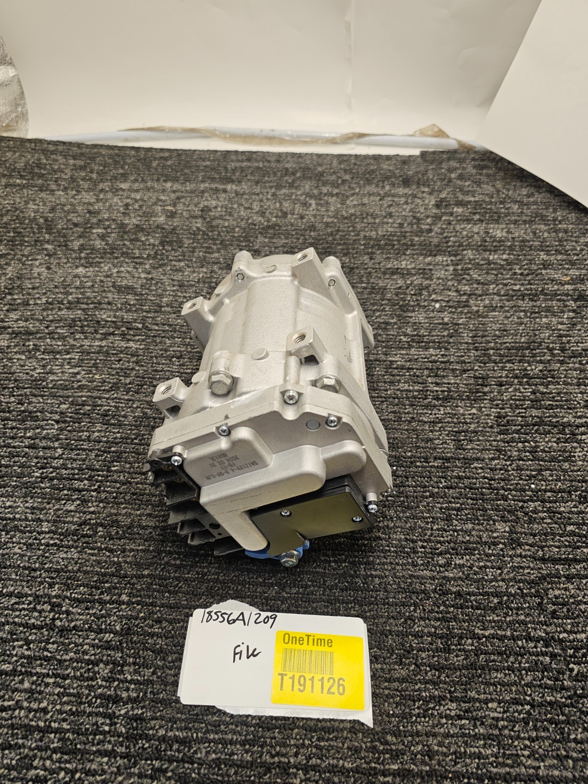 A/C Compressor 20CC12V600W Universal Electric SAIZ12V-4 5-9V-XJN FB-TY BDA13L