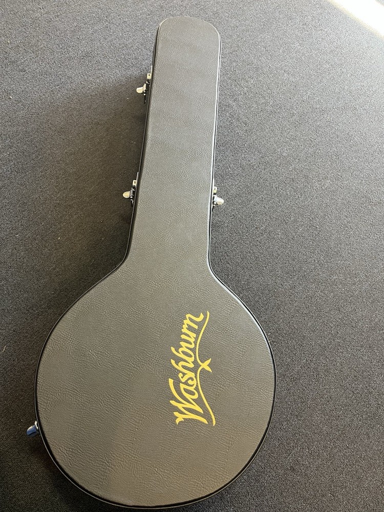 Washburn B17 5-String Banjo with Case