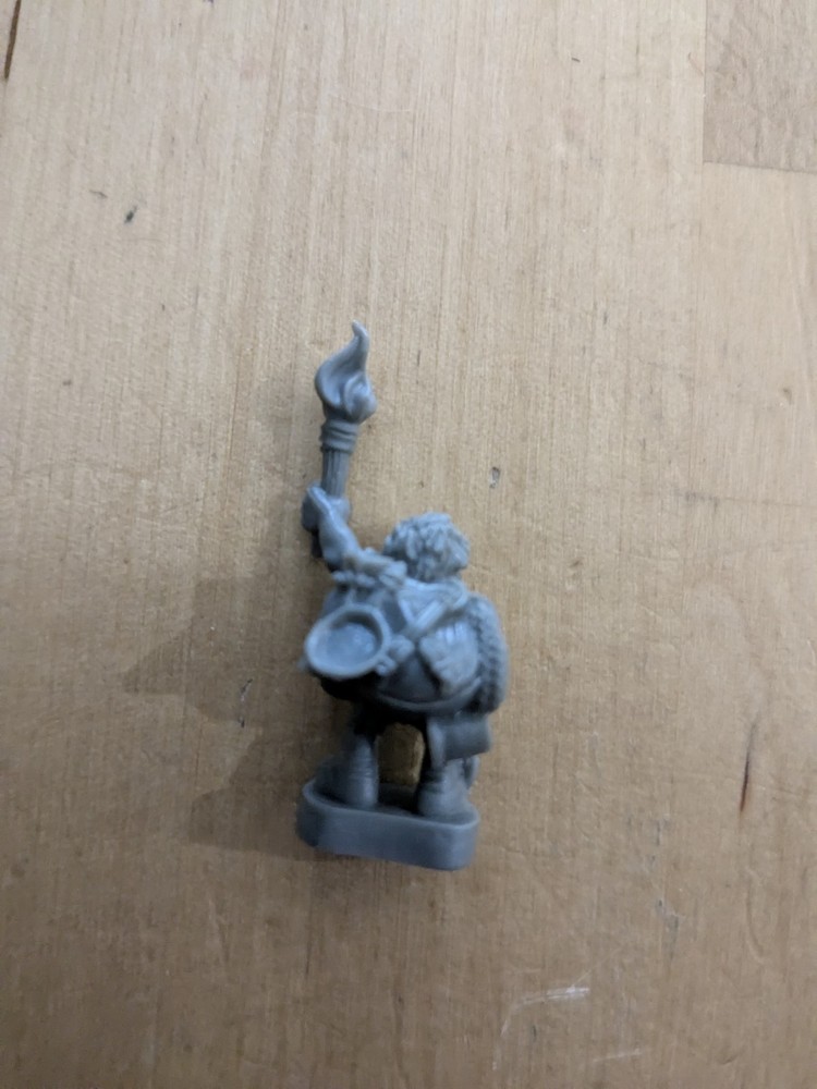 Reaper Bones Gus Greenweevil, Halfling Henchman