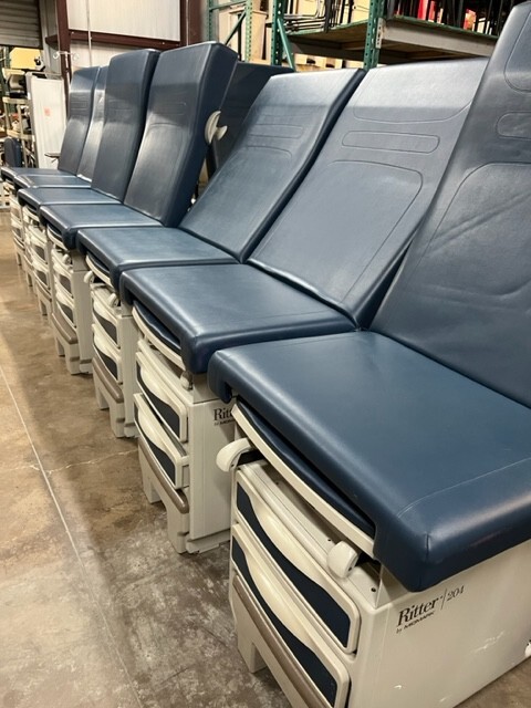 Midmark 204 Exam Tables