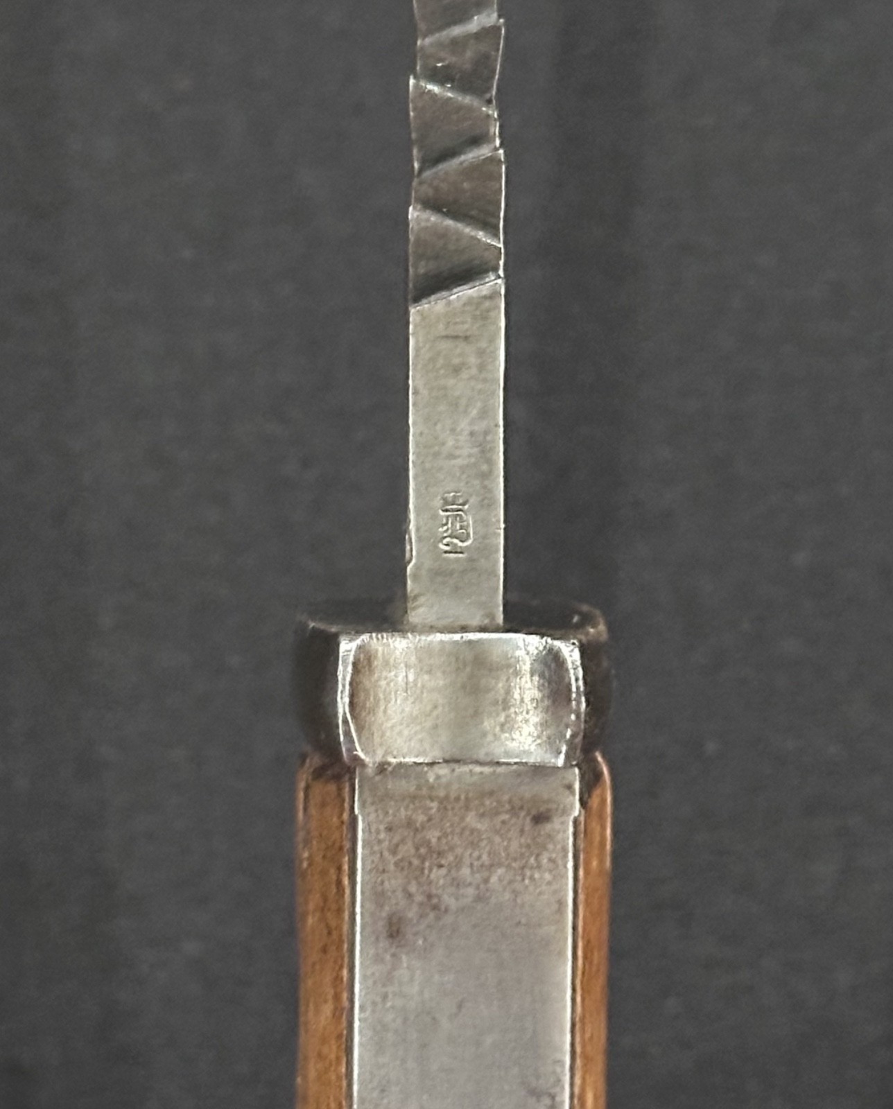 Original German Pioneer Bayonet (Saw Back) Deutsche Maschinenfabrik A-G