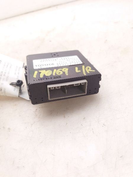 01-04 LEXUS LS430 SEAT POSITION MEMORY CONTROL MODULE ECM ASSEMBLY