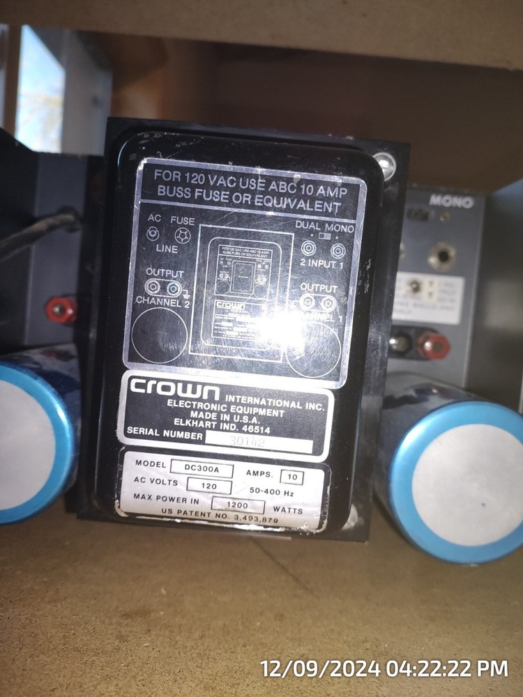 Crown DC300A Stereo Power Amplifier , One Owner