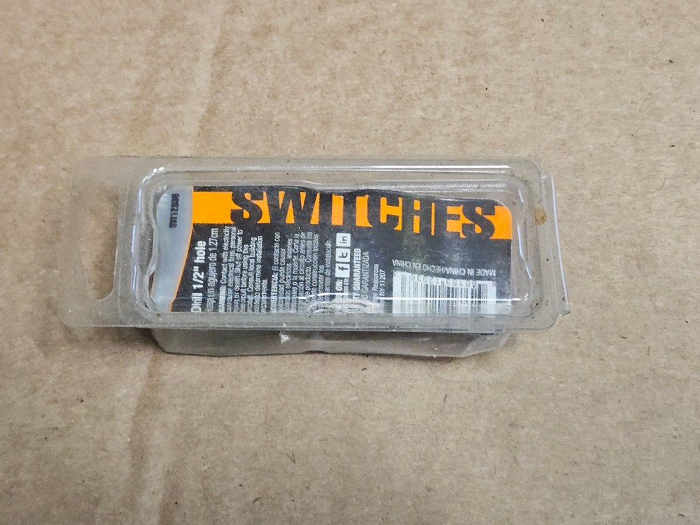 New Cambridge Metal Toggle Switch