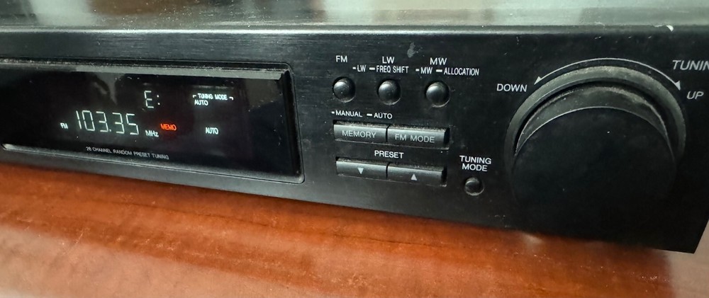 Technics ST-X902L Stereo Tuner 1990s