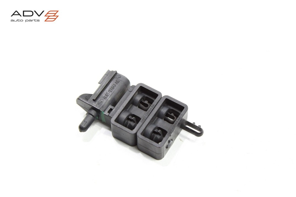 2013 - 2019 FORD FLEX OUTER AIR AMBIENT TEMP TEMPERATURE SENSOR OEM
