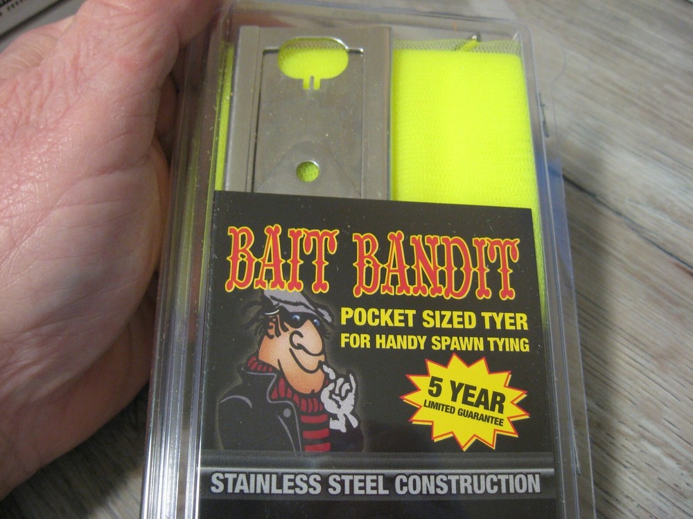 Redwing Tackle Bait Bandit Spawn Egg Sac Net Tying Machine With Thread & Netting