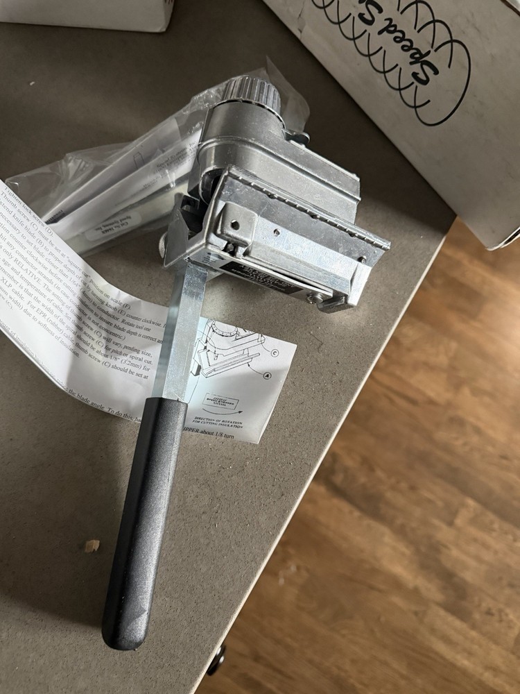 Speed Systems Speed Stripper 1542-2CL Wire Stripping Machine