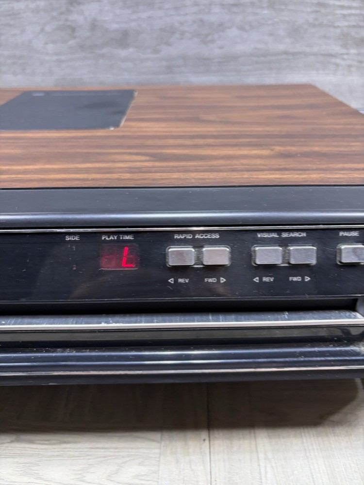 AS IS PARTIAL WORKING RCA SelectaVision CED Video Disc Player SFT100W + 3 Discs