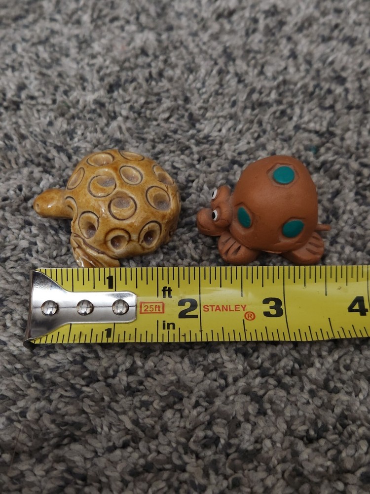 🐢 2 Small Turtle Figurine Ceramic Clay Hand Hade 🐢