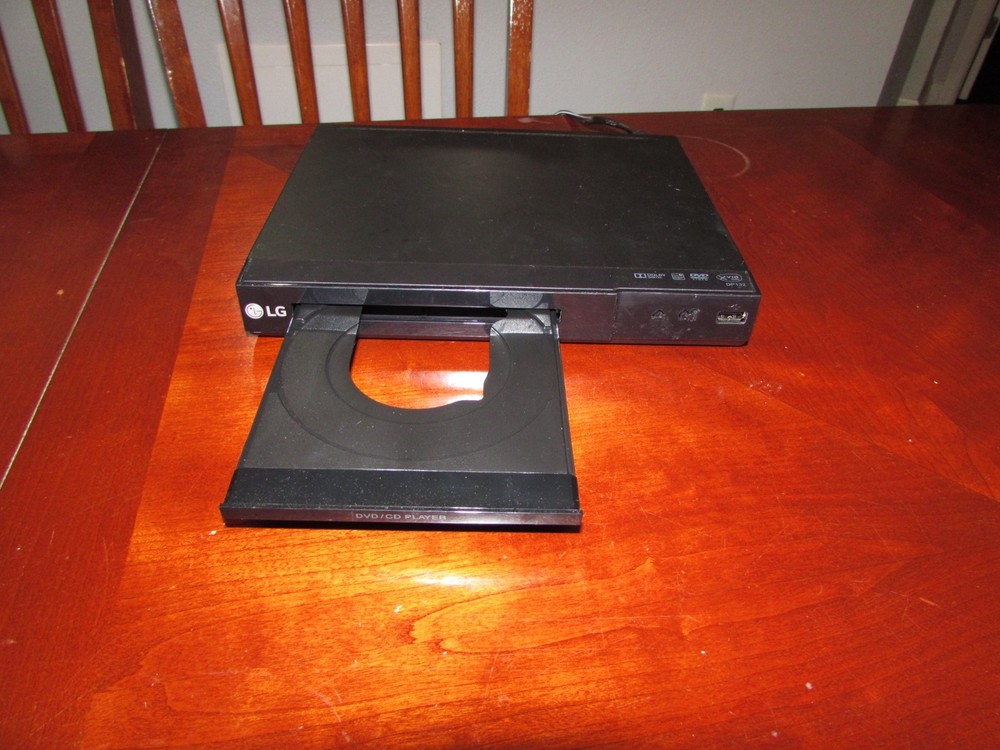 2017 LG Model #DP132 DVD Player works!