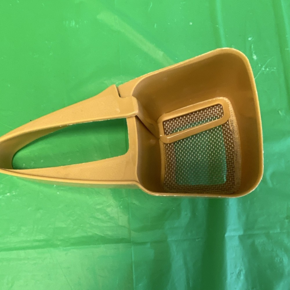 Tan Plastic Rectangular Sifter with Metal Mesh, Handle, Bowl, Kitchen Strainer
