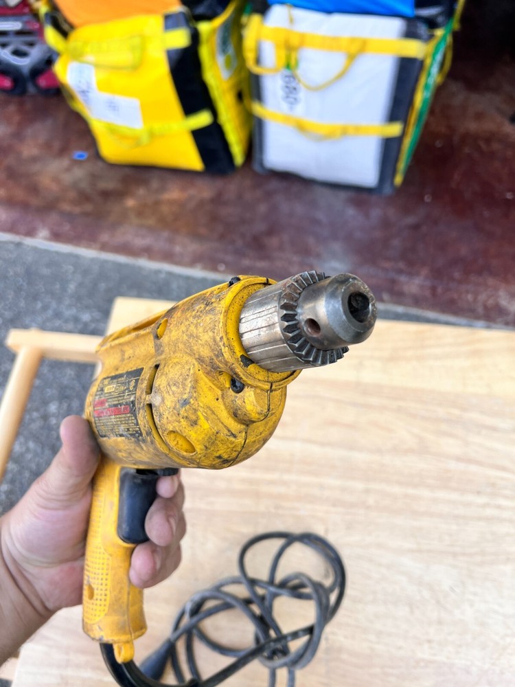 DeWalt D21002 3/8" VSR Variable Speed 6 Amp Corded Drill