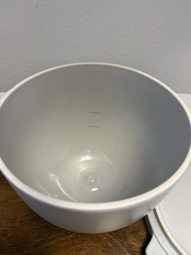 KitchenAid Ceramic Bread Bowl with Baking Lid 5 Quart