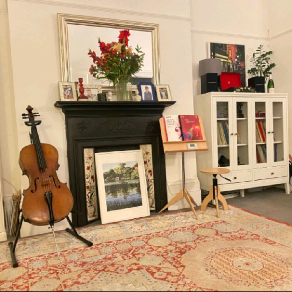 Music stand