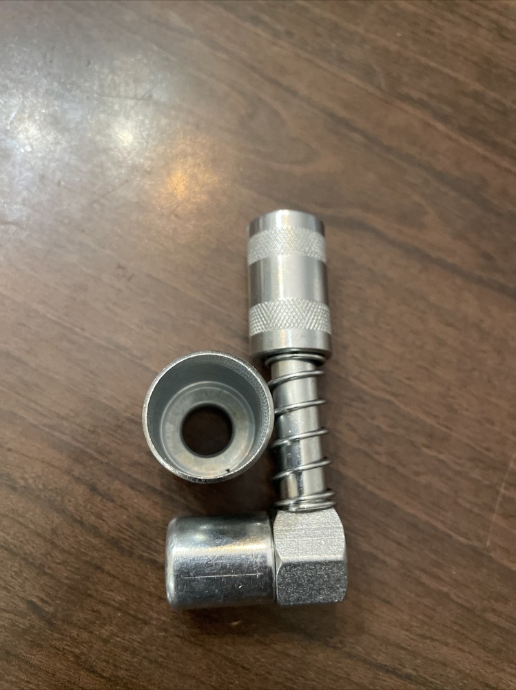 Carbyne 90 Degree Grease Coupler