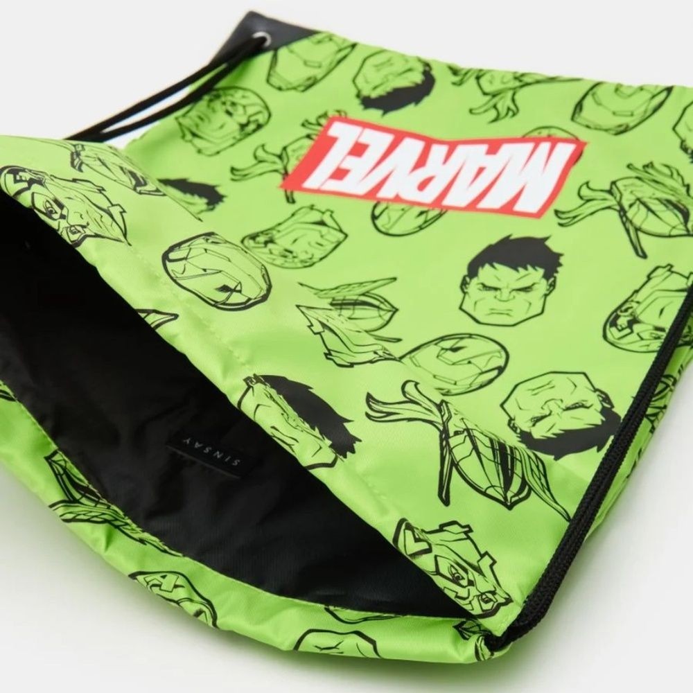NWT Marvel Avengers Boys Drawstring Hulk Backpack Green