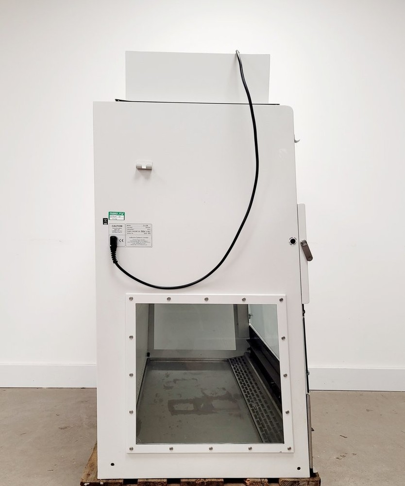 Labcaire Model SC12R Recirculating Class II Safety Cabinet Lab