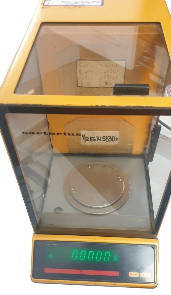 Sartorius 1801 Scale Max 110g Readability .0001g