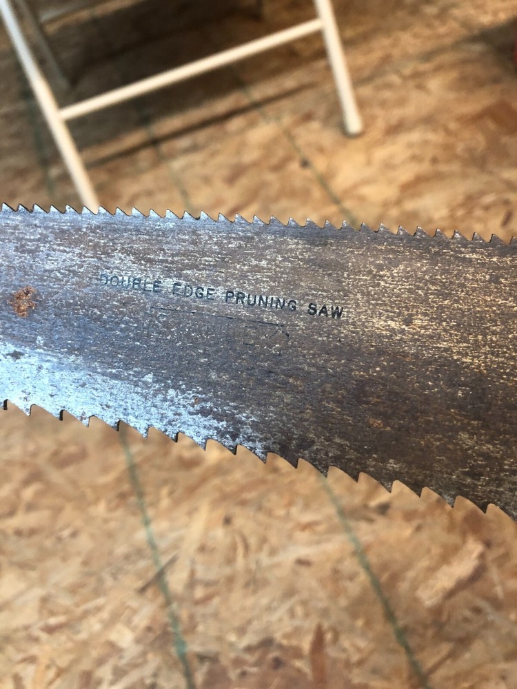 VINTAGE Double Edge Pruning Saw - 23" Length w Handle #GF