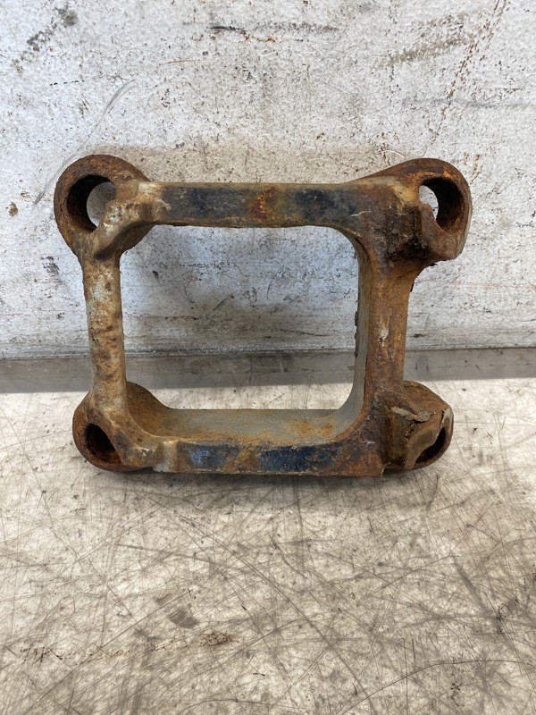 Paccar Suspension Bracket 034901 (641-12844)