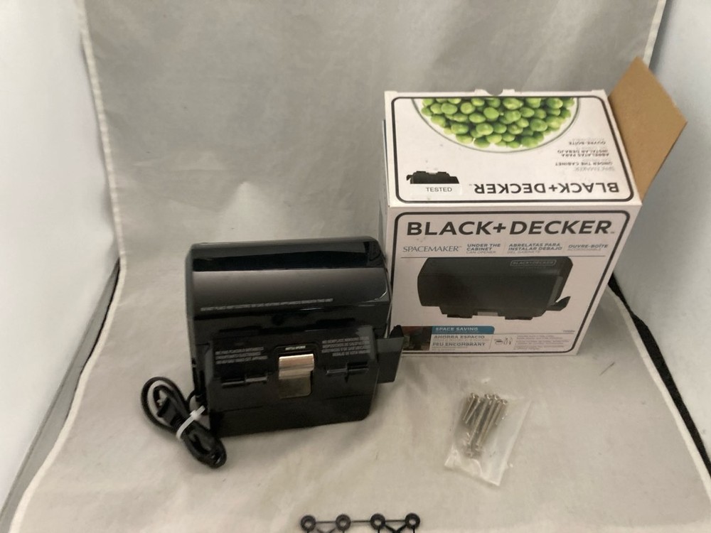 BLACK+DECKER CO100B Spacemaker Multi-Purpose Can Opener - Black