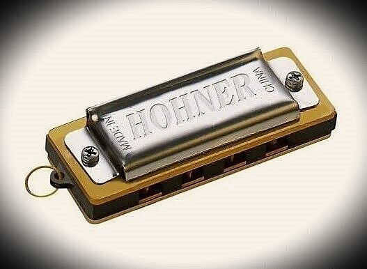 Hohner Mini Harmonica Harp #38C W/Plastic Case & Vintage New Hohner Patch!