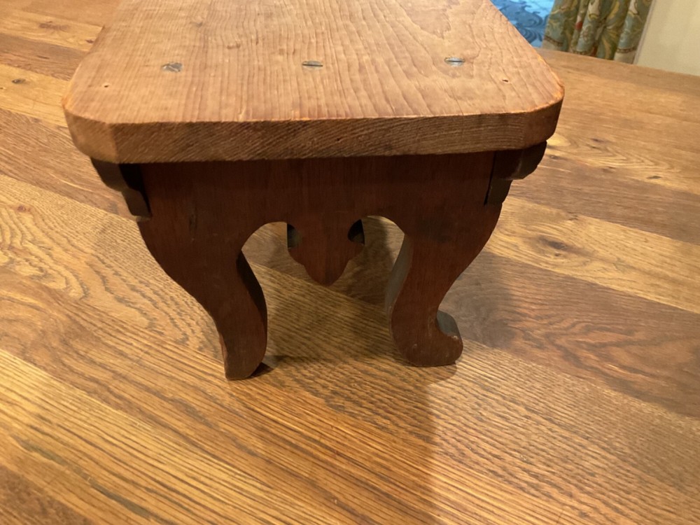 ANTIQUE HANDMADE SOLID WOOD ORNATE SCROLLWORK FOOT STOOL
