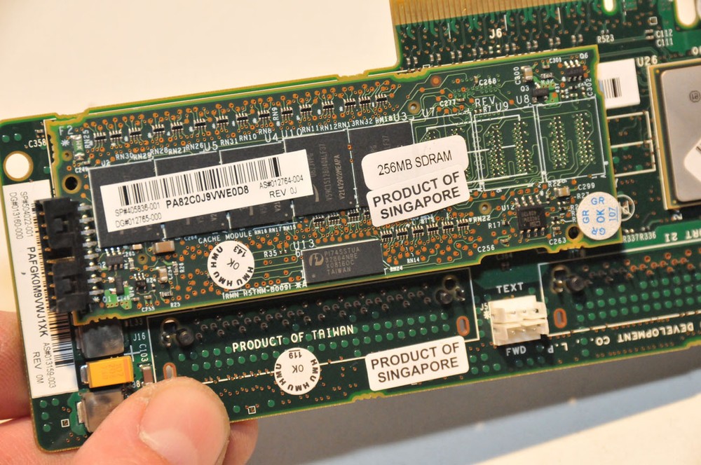 HP Smart Array P400 Low Profile PCIe SAS RAID Controller 256mb Cache 405836-001