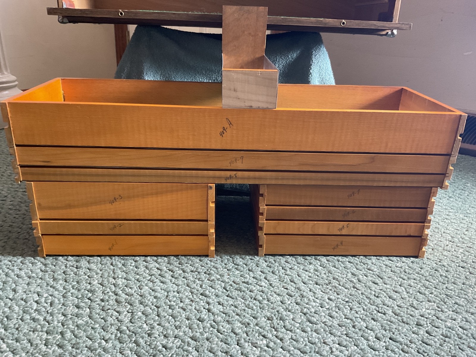 1979 GERSTNER & SONS MODEL 052 JOURNEYMAN MACHINISTS 11-DRAWER WOOD TOOL BOX