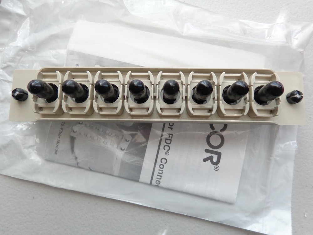 Siecor FDC-CP8P-25 - Panel Insert with 8 PST Sleeves INST