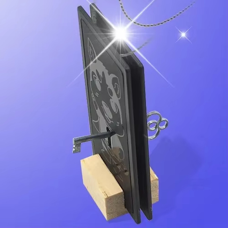 ENCHANTED KEY & CHAIN ILLUSION - Masterful Close-Up Magic